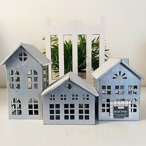 3 Light Up Galvanized Houses